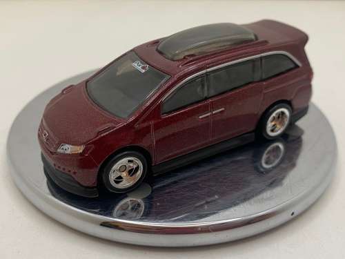 Hotwheels Premium Real rider - 2014 Honda Odyssey (US) - Brand new condition - Loose/uncarded.