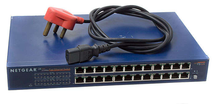Netgear fast ethernet switch FS524