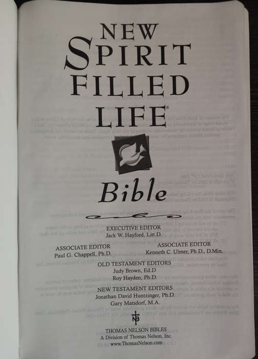 New Spirit Filled Life Bible: New King James Version - SOFT COVER
