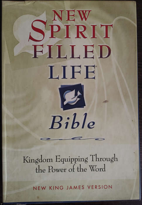 New Spirit Filled Life Bible: New King James Version - SOFT COVER