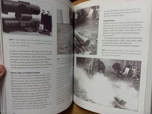 SAS - Military Handbooks