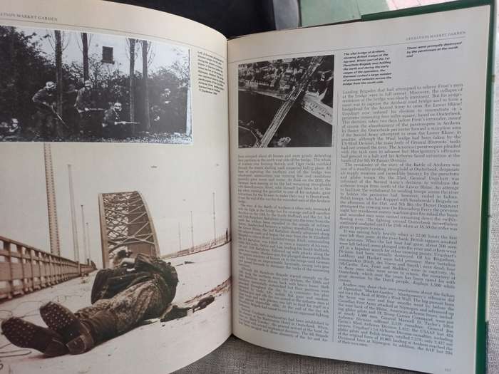 Airborne Warfare, 1918-1945 Book by Barry Gregory and John Batchelor