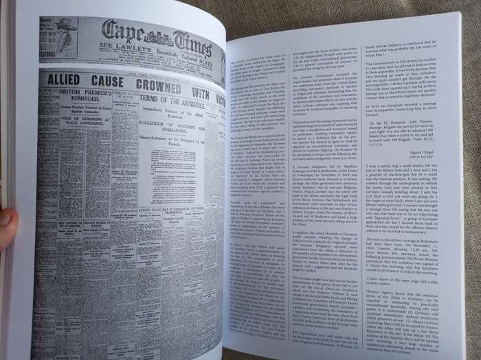 South Africa in Two World Wars: A Newspaper History (Paperback) - Vic Alhadeff