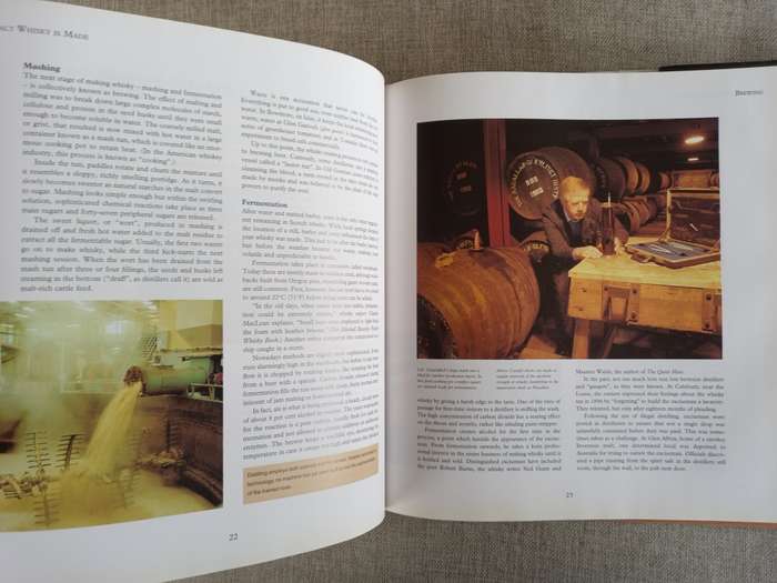 Malt Whisky: A Comprehensive Guide for both Novice and Connoisseur - Graham Nown