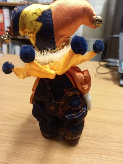 World of Clowns - Hand-painted / hand crafted fine porcelain doll Clown