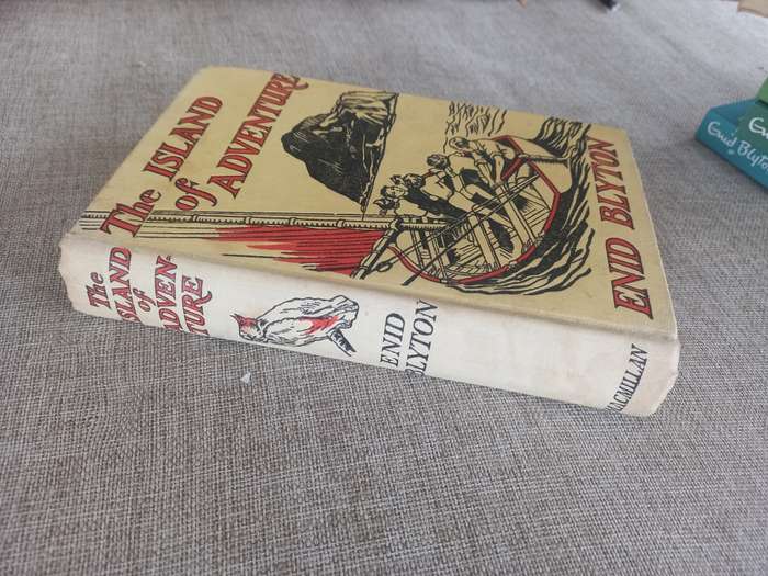 The Island of Adventure - Enid Blyton