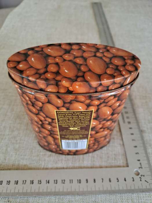 Chocoholics Mixed Nuts Collectors Tin