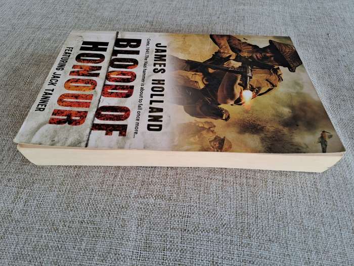 Blood of Honour - James Holland