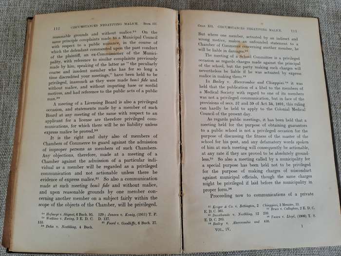 The Institutes of Cape Law -  The Colony of the Cape of Good Hope - 1917