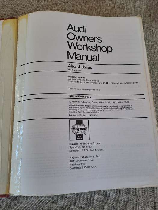 Audi 100 4- & 5-cyl Oct 1976 to Oct 1982 Owners Workshop Manual - Haynes