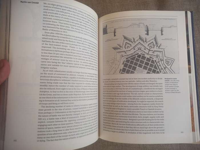 The Oxford Illustrated History of Modern War - Charles Townshend