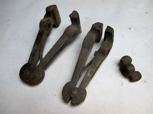 VINTAGE HAND VICE FOR RESTORATION