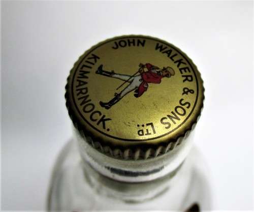 VINTAGE JONNIE WALKER BLACK LABEL BOTTLE