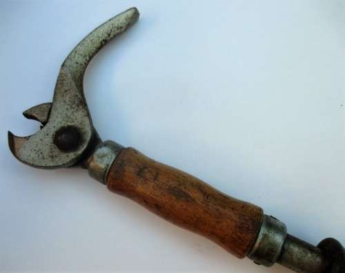 MATADOR NAIL PULLER