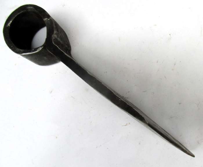 AXE HEAD