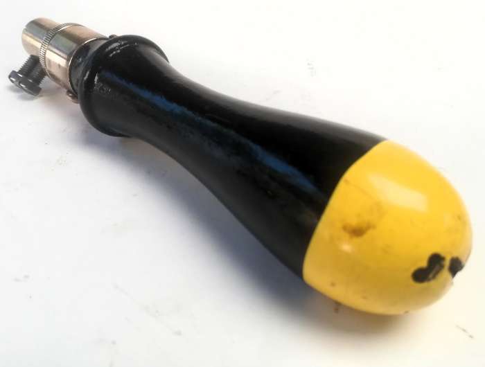 FOOT PRINT SAW/TOOL HANDEL