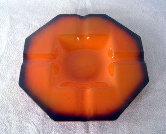 Retro Ash Tray