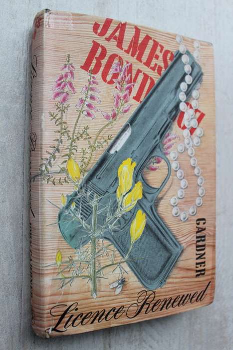 Licence Renewed by John Gardner - a James Bond novel