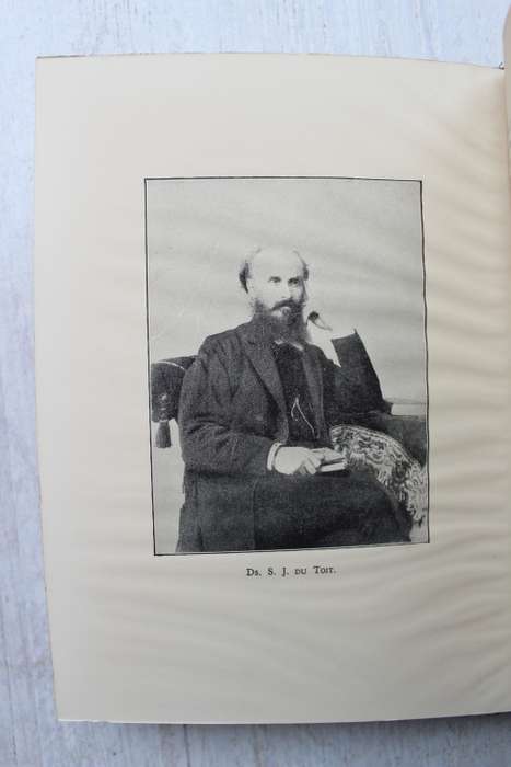 Die Geskiedenis van die Afrikaanse Bybelvertaling - P.J.Nienaber