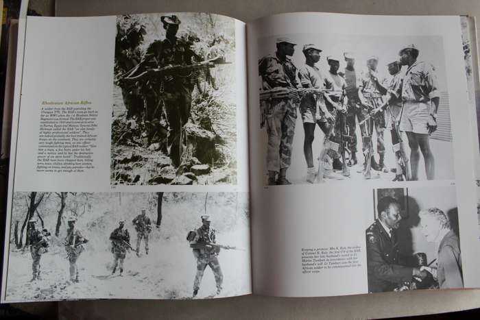 Contact II - Struggle for Peace - Paul L. Moorcraft