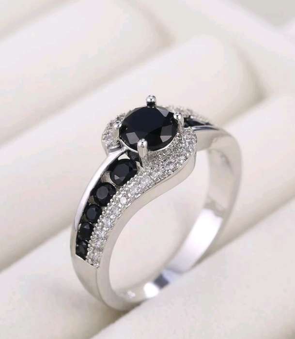 Black Stone Women Wedding Ring Dazzling Crystal Cubic Zirconia Delicate Gift Top Quality Female Clas
