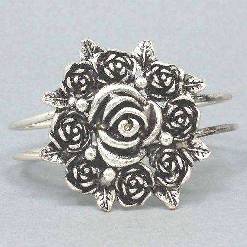 Quality and high in Style - Tibetan Silver Hinged Bracelet