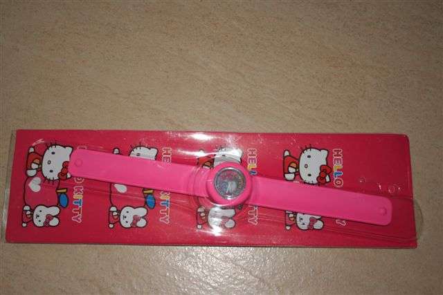 Hello Kitty watch Smacking wrist kids Dark