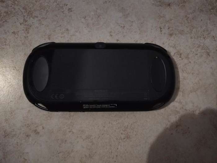 Sony Playstation Vita + SD2Vita with 32GB Sandisk SD card