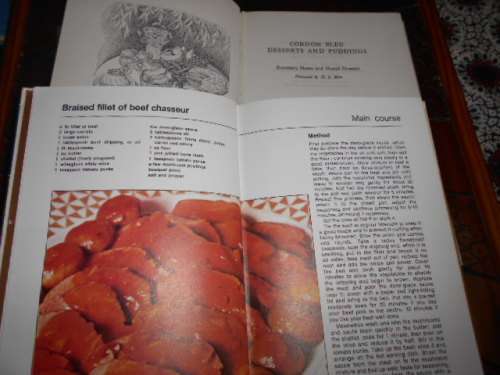 2 Cordon Bleu cook illus books - Memorable Meals & Puddings and desserts