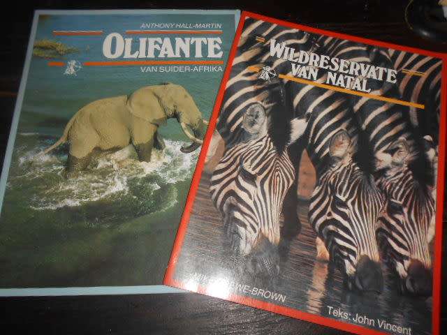 2 GERTY  boeke  - Wildreservate van Natal en Olifante van SA - Struik & Parkeraad