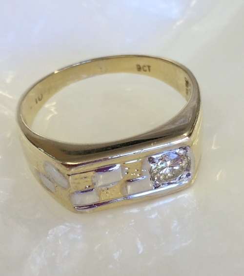 GENTS GENUINE DIAMOND GOLD RING