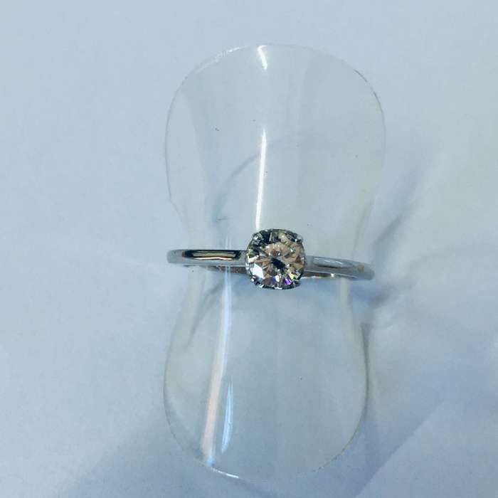 GENUINE DIAMOND SOLITAIRE GOLD RING - 0.30CT - CLASSIC & ELEGANT