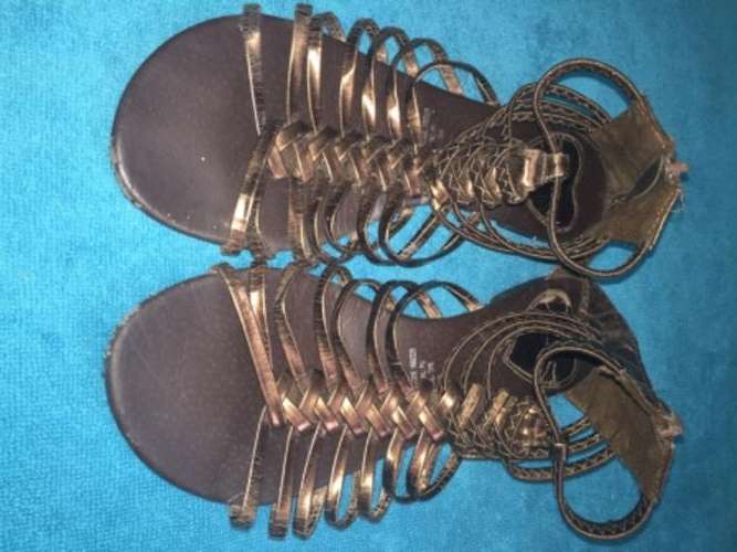 BRONZE GLADIATOR SANDALS SIZE 4