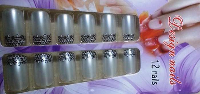 DESIGNED FALSE NAILS 12 PIECE