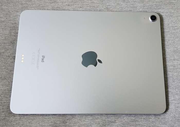 (Used) Apple IPad Air 4 (2020) 64GB Blue WIFI ONLY (Serial No in Description)
