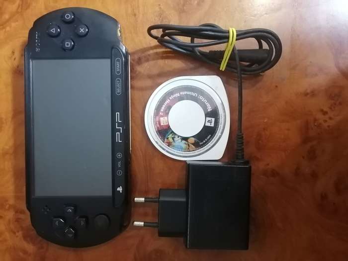 PSP  CONSOLE  & Game