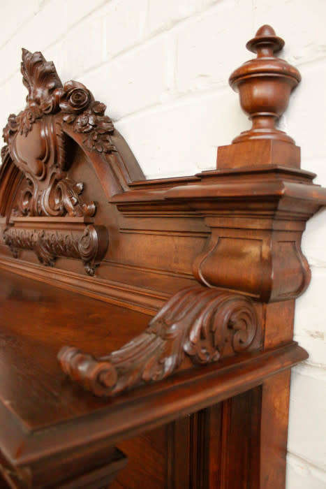 French Regency server
