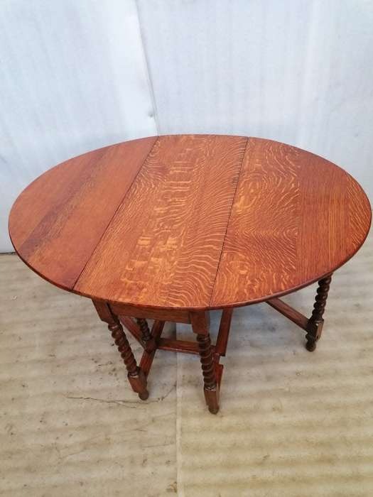Oak Gate-leg Table with barley twist legs