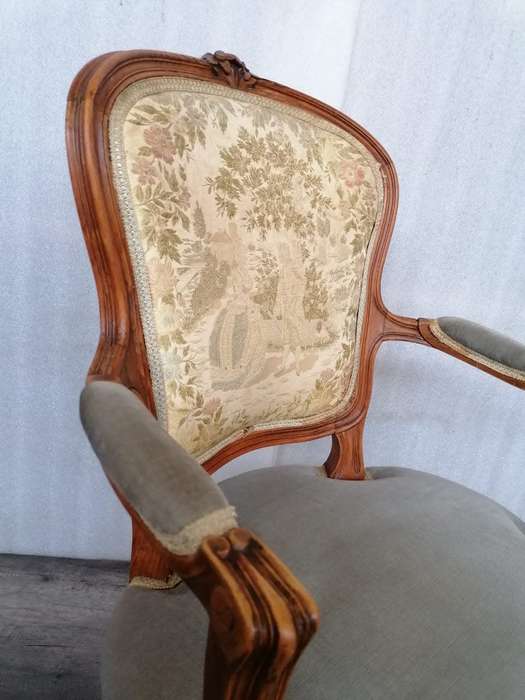 A Pair of Oak Louis XV Style chairs