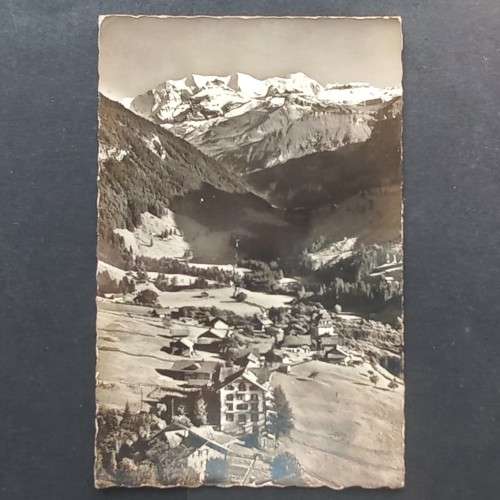 VINTAGE POSTCARD from Switzerland to England - Posted 1950 - Clear Postmark