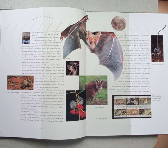 Australia - Collection of 1992 Australian Stamps - Book with Slipcase