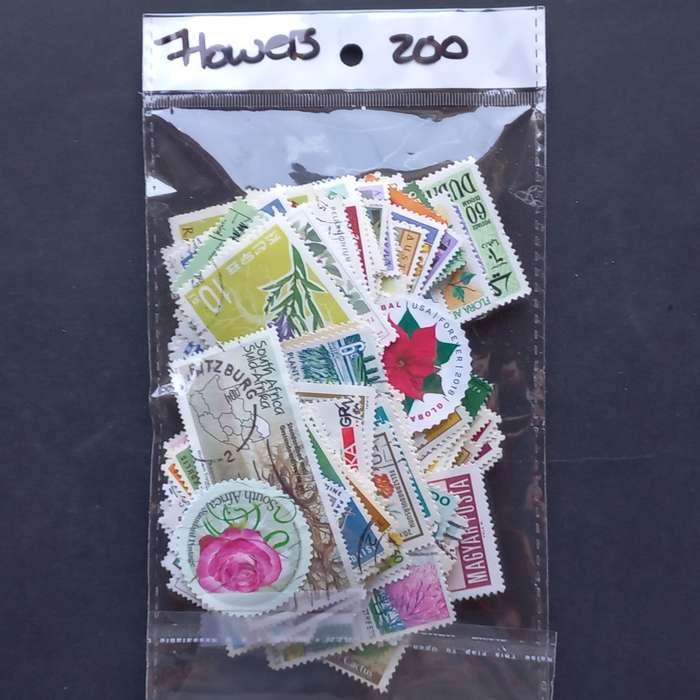 Thematics - Trees & Flowers - 200 stamps in packet - no obvious duplication