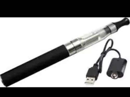 E-CIGARETTE WITH CHARGER