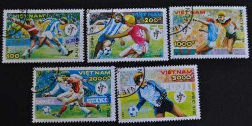 5 BEAUTIFUL SPORT - SOCCER STAMPS - VIETNAM