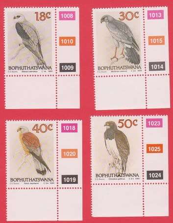 Bophuthatswana -  Birds of Prey - Paintings by Claude Finch-Davies 1989 CV R114.00  UM