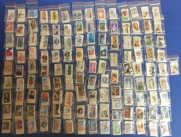 USA 127 Packets of different Stamps 10 stamps in 1 Packet  15c per Stamp (1270 Stamps)