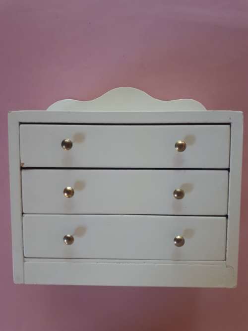 Barbie size furniture,accessories and some clothes