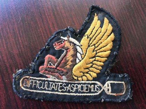 SAAF 5 SQUADRON PATCH-ORIGINAL-WORN 1970'S TO EARLY 1980'S ON  RIGHT UPPER ARM-MEASURES 90X102 MM