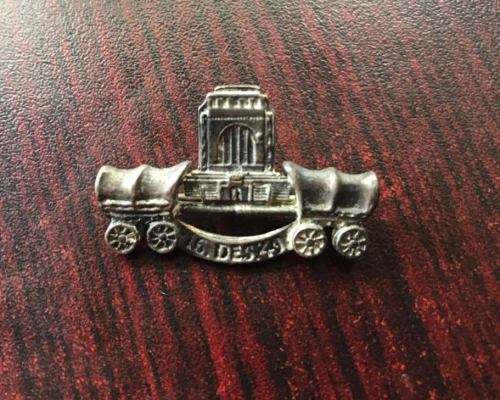 16 DEC 49 VOORTREKKER STICK PIN