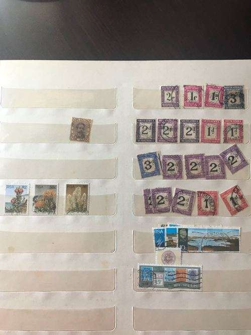 ALBUM OF HUNDREDS OF MIXED STAMPS- SEE PICS